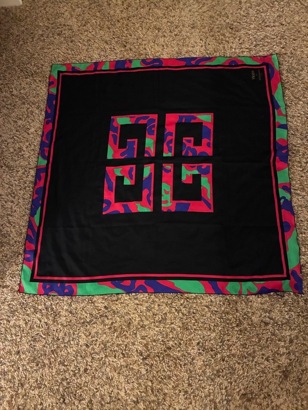 Vintage & Rare 1980s 'Ysatis de Givenchy' Paris Crepe Silk Scarf - Picture 5 of 11